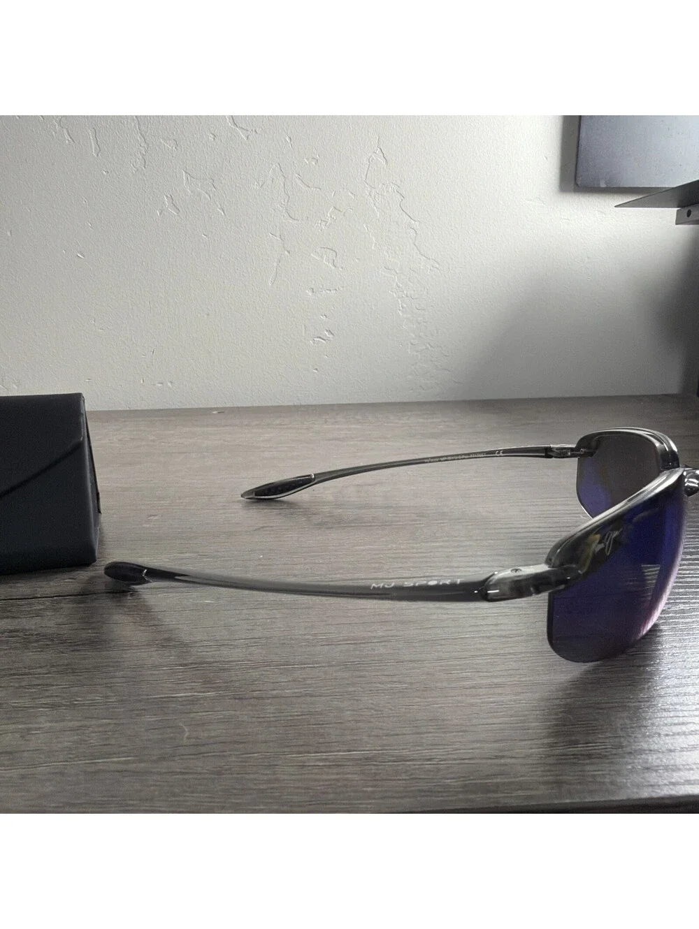 Maui Jim Ho'okipa MJ-407-11 Sport Sunglasses Black Gray Frame Blue Mirror Lenses